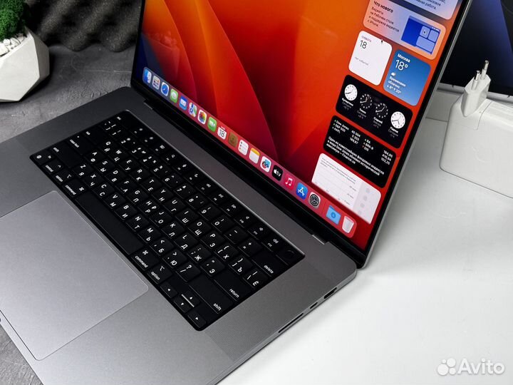 MacBook Pro 16 2021 M1 Max 32GB 1TB