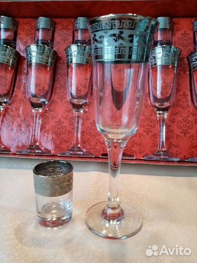 Набор бокалов и рюмок на 6 персон