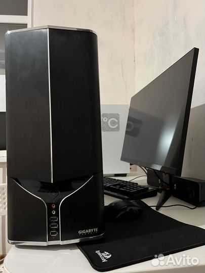 Корпс Gigabyte Poseidon 310 black w/o PSU ATX