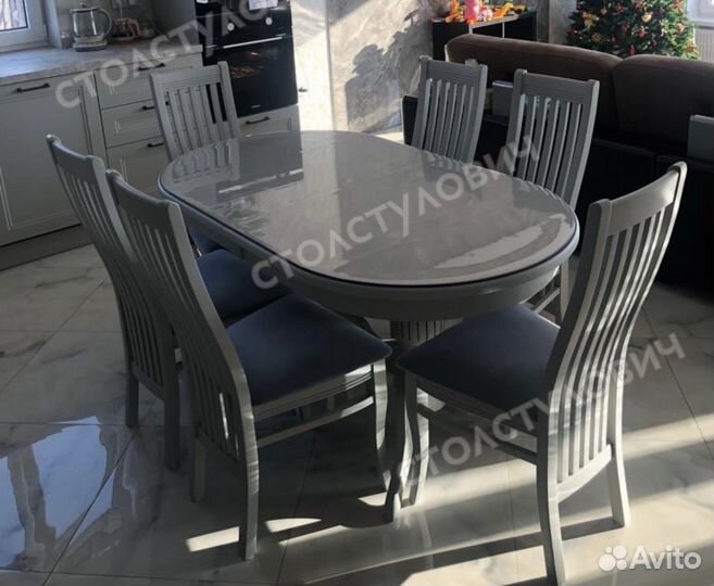 Столы и стулья