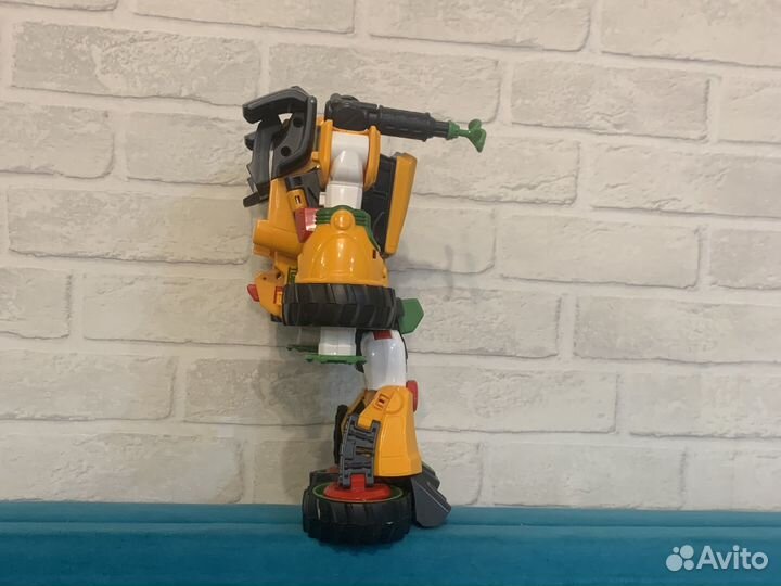 Тобот T Трактор