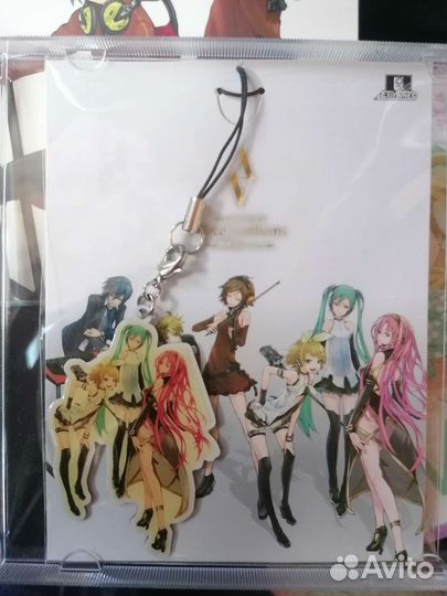 Оригинальный мерч по вокалоидам