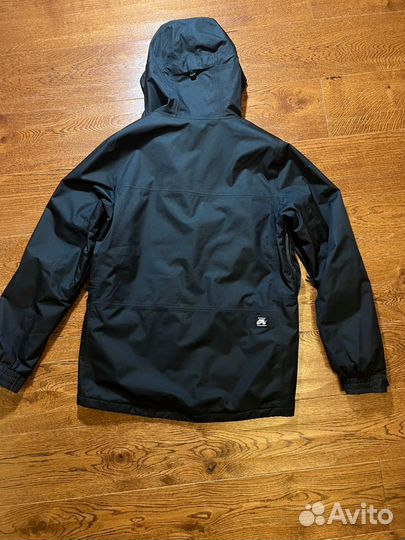 Демисезонная куртка Nike