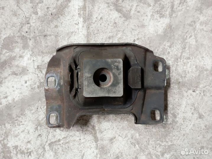 Подушка двигателя МКПП левая Mazda 3 BK Мазда 3