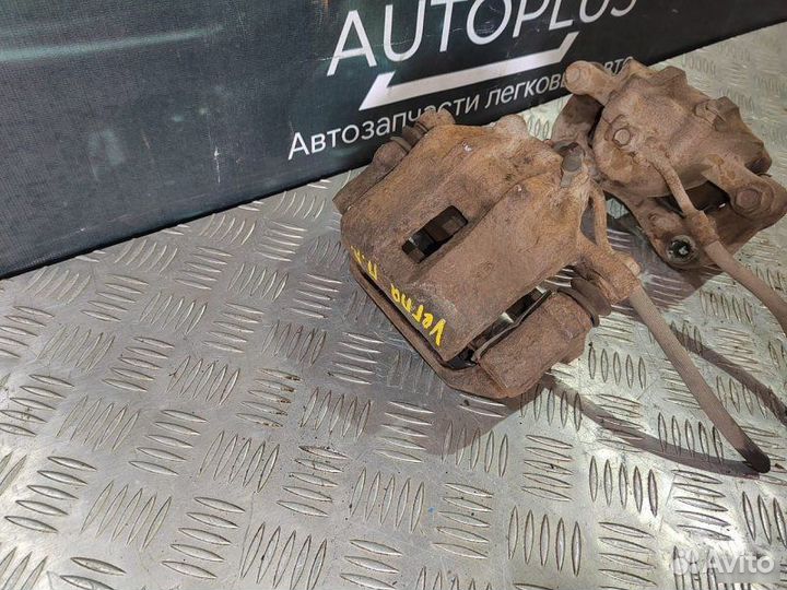 Суппорт передний Hyundai Verna 1.4 2006-2010