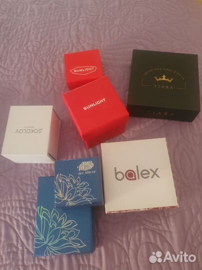 Коробочки от украшений и шкатулки