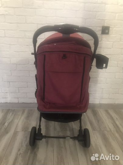 Коляска прогулочная Rich Family S300