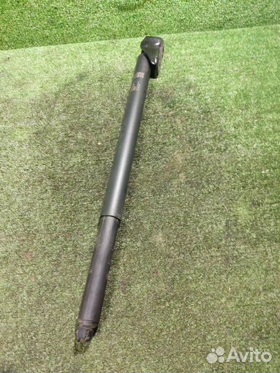 Амортизатор двери багажника правый Chery Tiggo 7