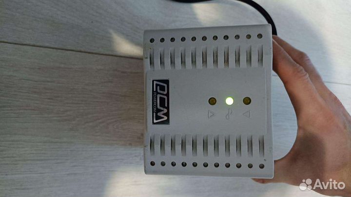 Стабилизатор напряжения однофазный Power comes TCA