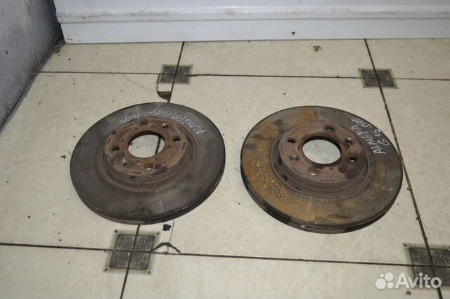 Тормозной диск передний Nissan Almera G15