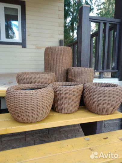 Набор кашпо из ротанга