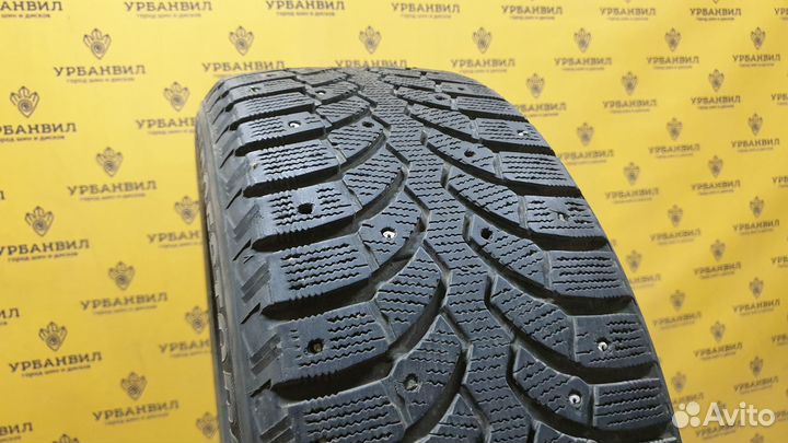 Bridgestone Blizzak Spike-01 205/55 R16