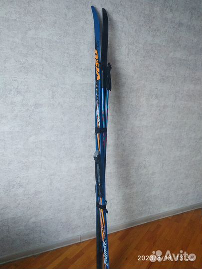 Лыжи беговые,палки,ботинки,р40