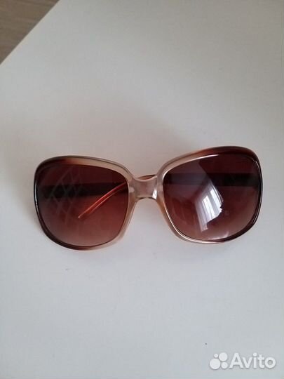 Очки солнцезащитные