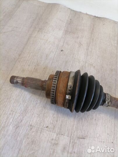 Привод передний левый Toyota Avensis T25 1zzfe