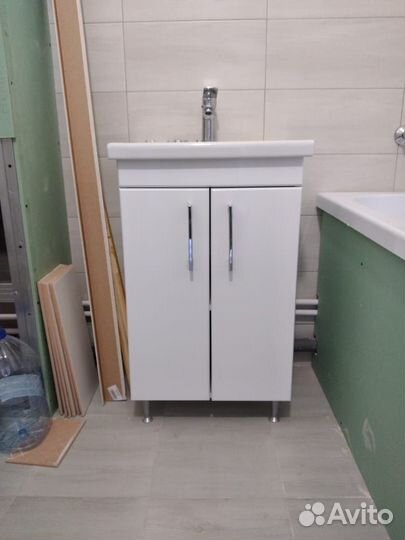 Раковина в ванную с тумбой