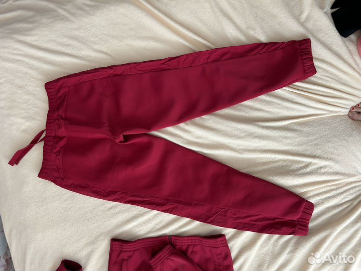 Спортивный костюм reebok женский 42