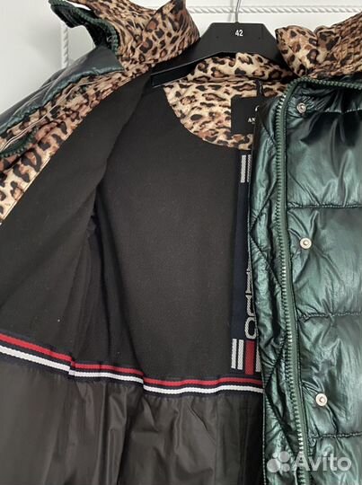 Пуховик на девочку 140 146