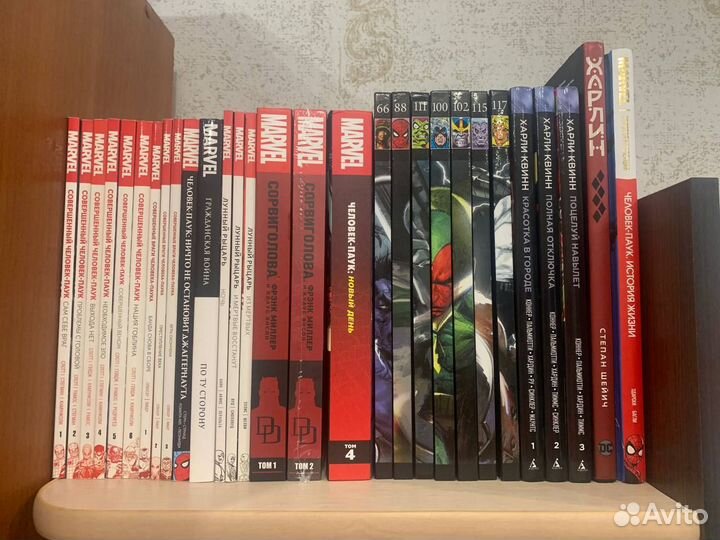 Коллекция комиксов Marvel и DC