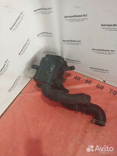 Корпус воздушного фильтра Toyota Hilux N130