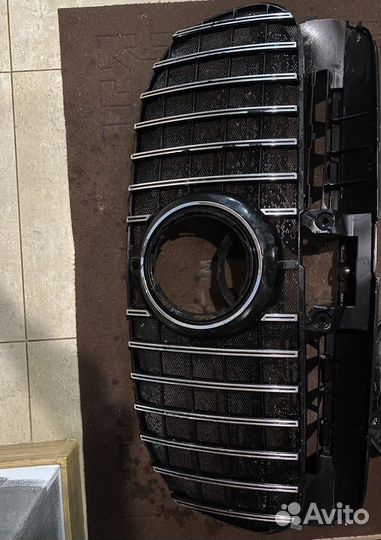 Решетка радиатора Mercedes-benz gls