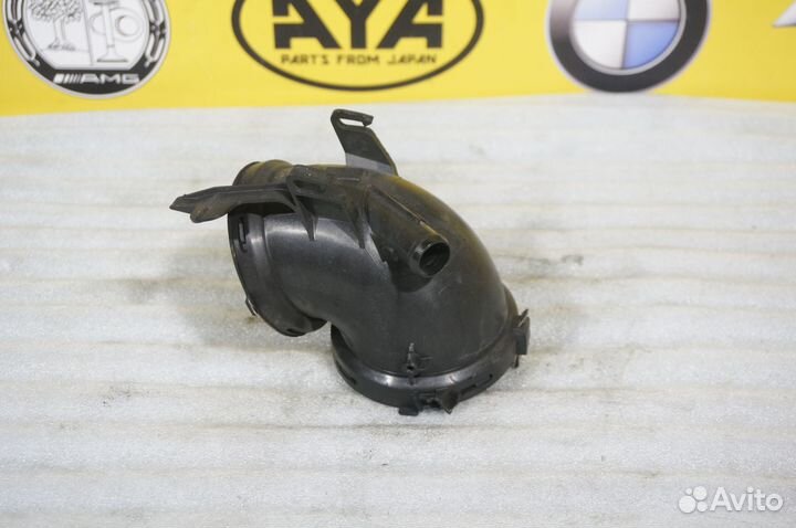 Патрубок воздушного фильтра Mercedes 219