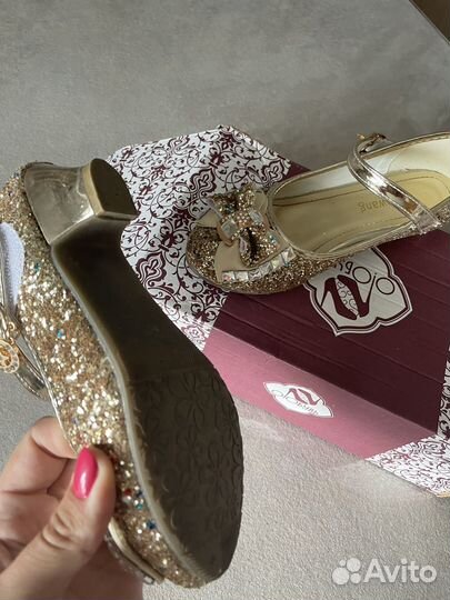 Туфли для девочки