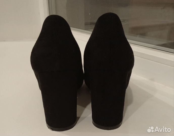 Туфли женские 39 размер замшевые