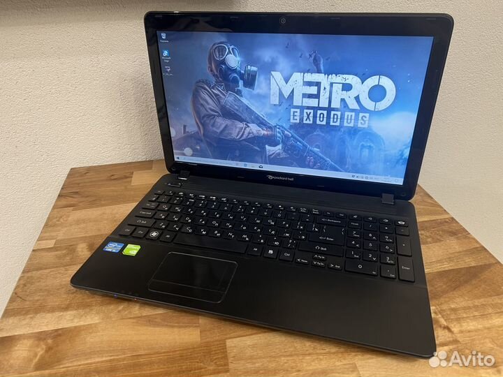Игровой Acer 4 ядра Core i3 6Gb SSD256+HDD GT 520M