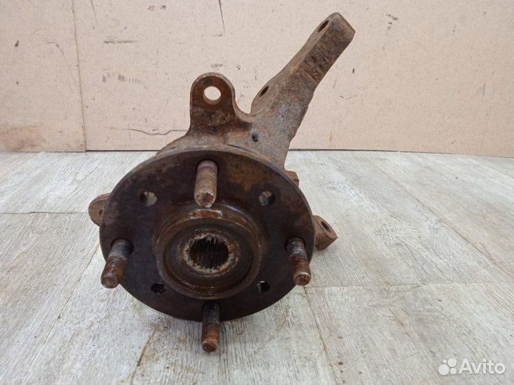 Кулак поворотный передний левый Volvo S40 VS16