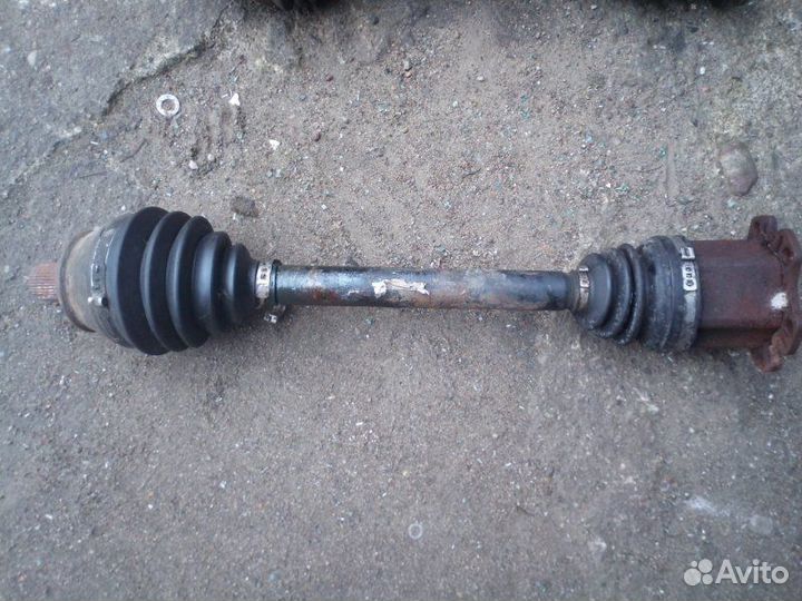 Привод прав. перед. Audi A8