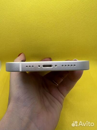 Корпус на iPhone 13