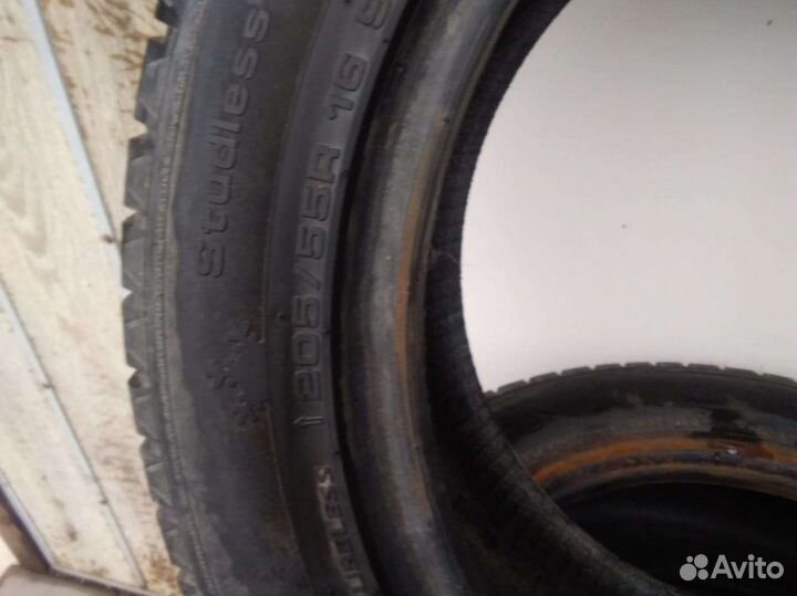 Kumho I'Zen RV Stud KC16 205/55 R16