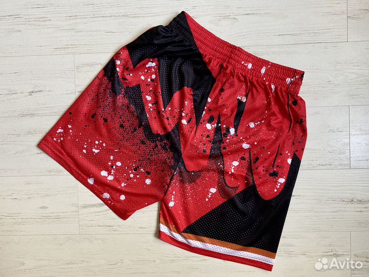 Баскетбольные шорты Miami Heat