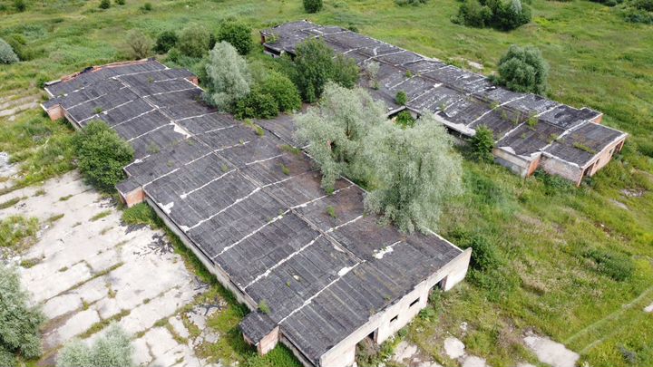 Здание, 4988.9 м²