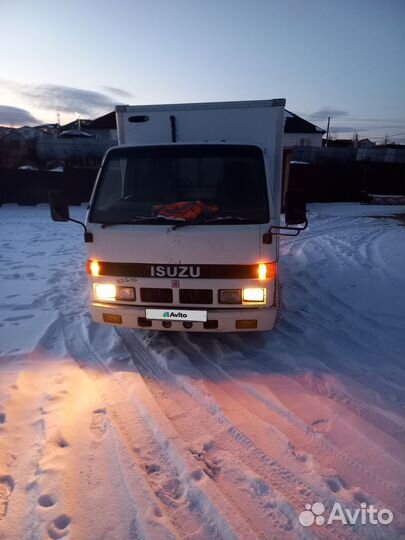 Isuzu Elf, 1989