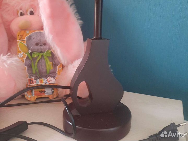 Лампа настольная