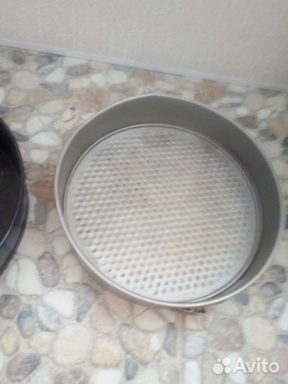 Сковородки, формы для выпечки тортов и кекса