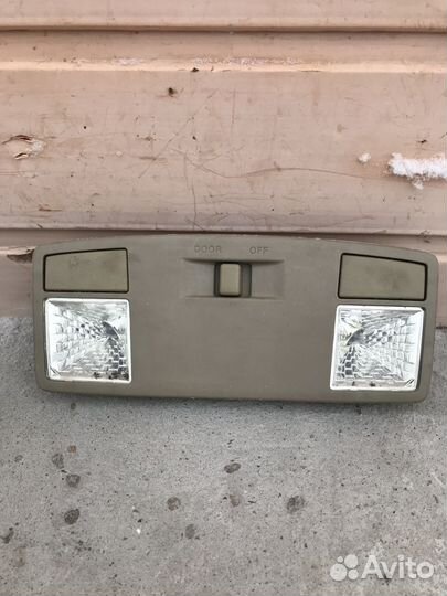 Плафон салонный Mazda 3 (BK)