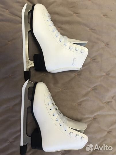 Коньки фигурные для девочек Nordway Nicole