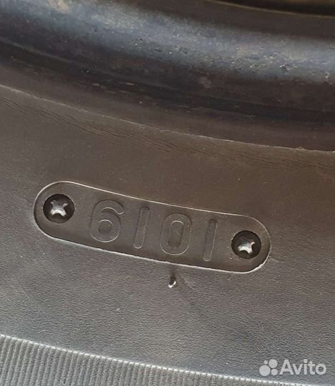 Triangle TR558 225/65 R17