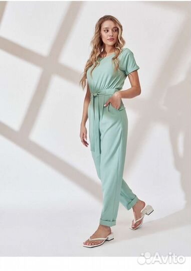 Комбинезон женский