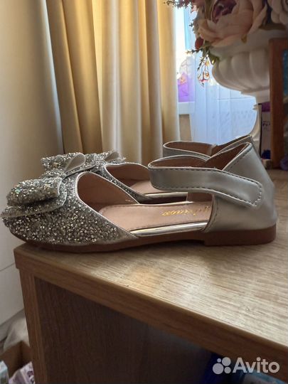 Туфли для девочки