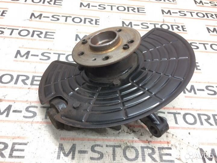 Ступица передняя левая Mercedes-Benz M-Class W163