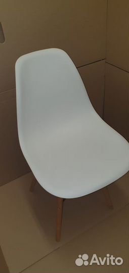 Стулья кухонные Eames от 10шт