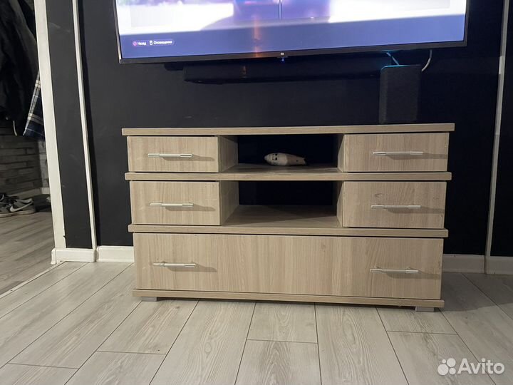 Тумба под телевизор