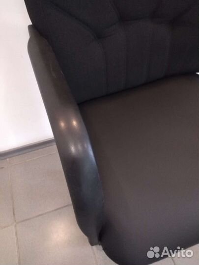 Компьютерное кресло, стул офисный