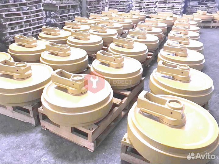 Колесо направляющее Hitachi ZX230LC 9231300