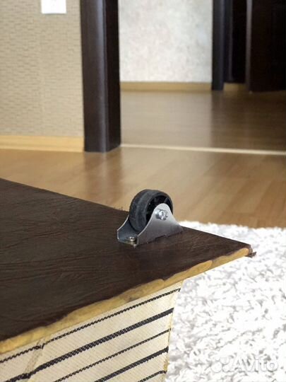 Книга декорация