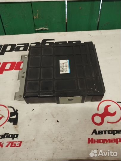 Блок управления двс Mitsubishi Lancer Cedia CS2A